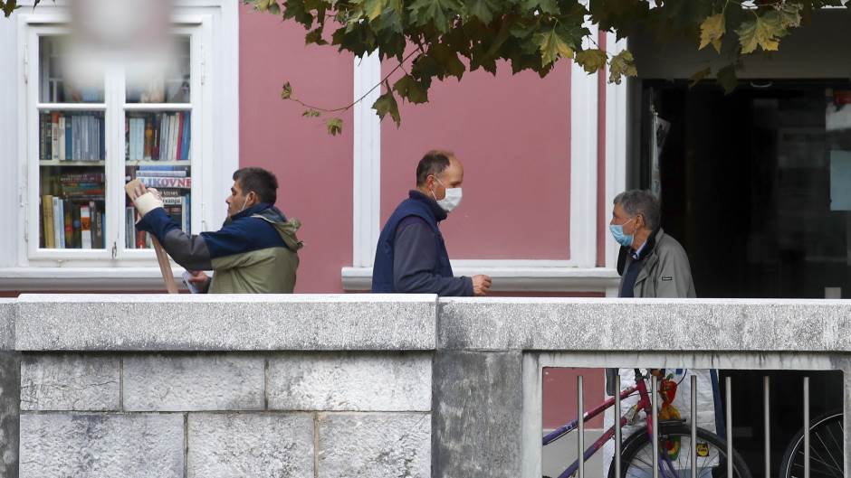 U Sloveniji još 1.499 slučajeva zaraze, preminulo pet osoba