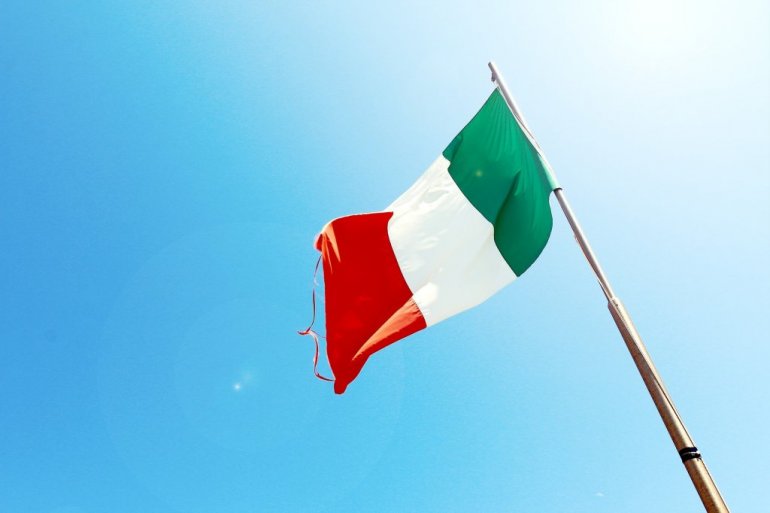 Italija ukinula karantin za putnike iz EU, Britanije i Izraela, negativan test obavezan