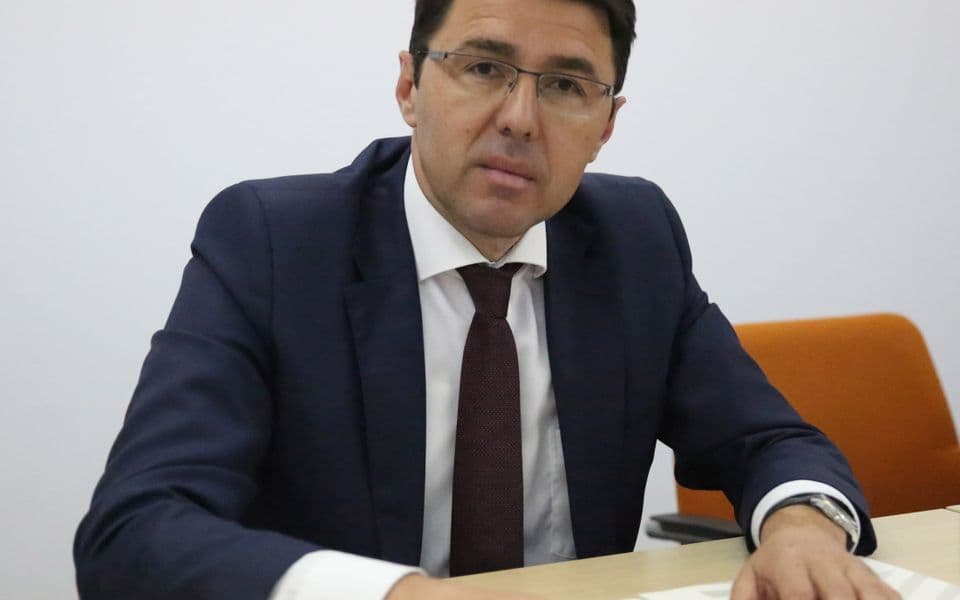 DRI će kontrolisati ugovore o djelu