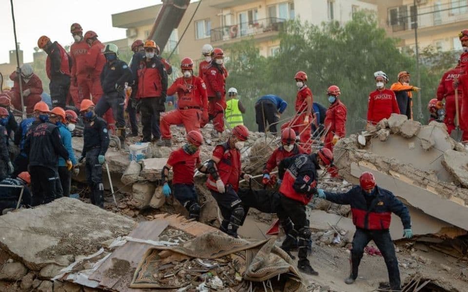 U zemljotresu u Turskoj i Grčkoj poginula 81 osoba