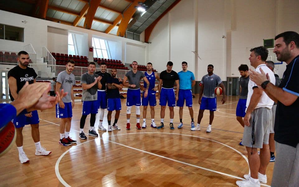 Teška situacija za Budućnost Voli, Mijović posljednjih dana trenira sa četiri igrača