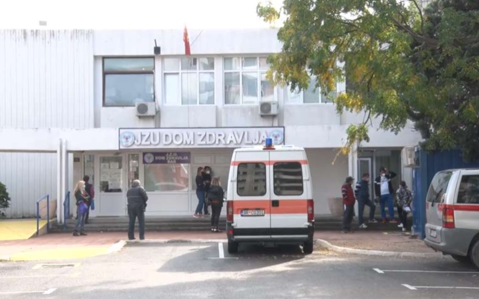 Dom zdravlja Bar iz sopstvenih sredstava nabavio antigen i PCR testove