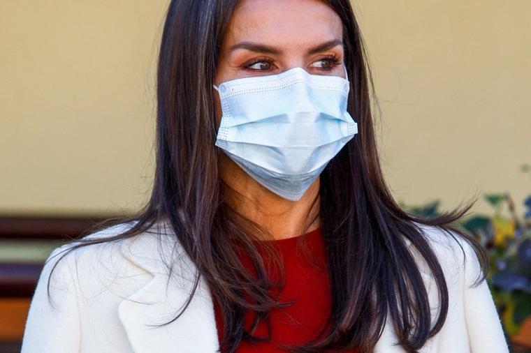 Kraljica Leticija još jednom očarala modne kritičare: Ova kombinacija boja je pun pogodak! (FOTO)