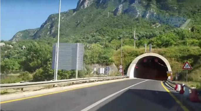 Dojava o eklsplozivnoj napravi u tunelu Sozina – saobraćaj bio u prekidu