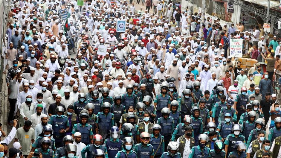 Najmanje 50.000 ljudi na protestima u Bangladešu protiv Francuske