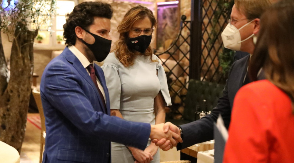 Abazović tvrdi da je tek upoznao Bratić. Je li zaboravio da su se sreli prije mjesec?