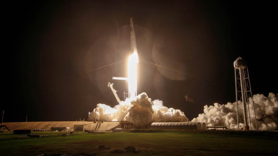 Kapsula SpaceX posle 27 sati u orbiti stigla na Međunarodnu svemirsku stanicu