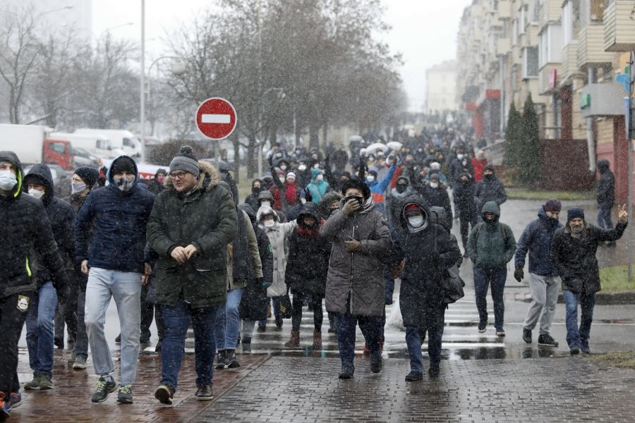 Više od 300 privedenih na protestima protiv Lukašenka
