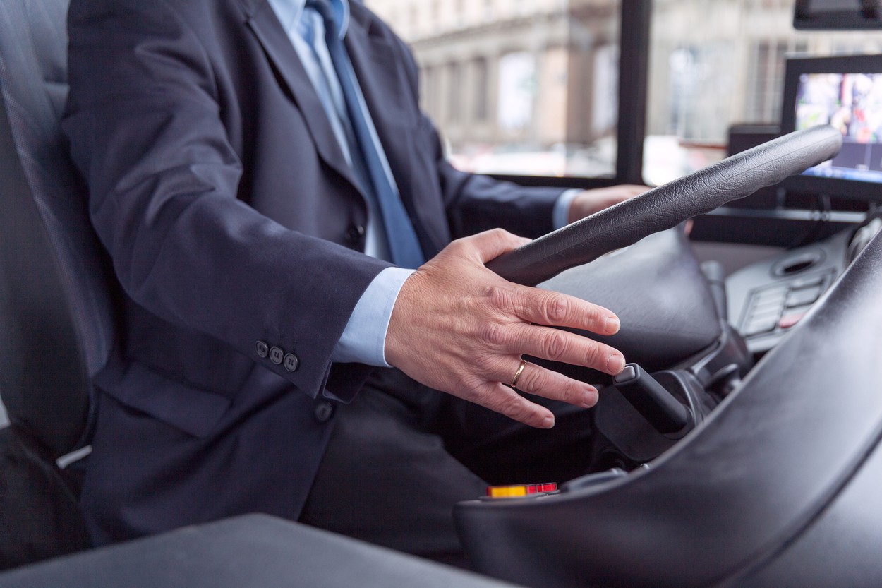 Vozač minibusa iz kojeg je ispala putnica: Kriv sam jer sam držao otvorena vrata