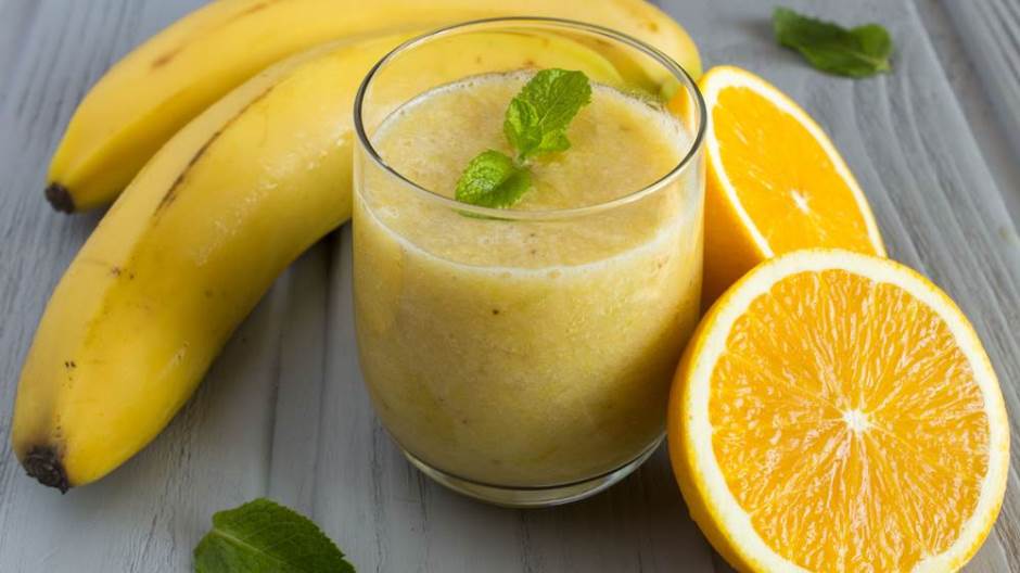 Napitak od banane i pomorandže