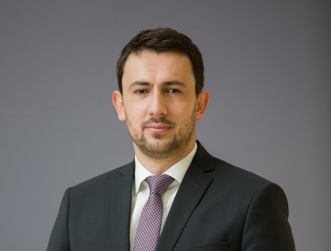 Smailović: Uvođenjem vjeronauke u sistem obrazovanja ugrozio bi se princip građanske države