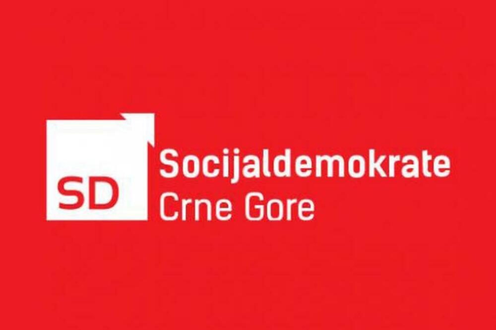 SD: Borovinić-Bojović niko nedjeljama ne može da natjera da odgovori hoće li u toku vjerskih praznika biti pričešća iz jedne kašičice!