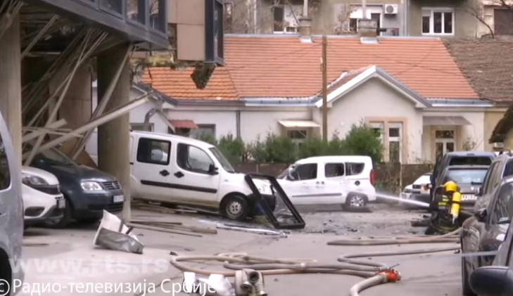 (VIDEO) Snimci sa mjesta nesreće u Beogradu: Poginula jedna osoba