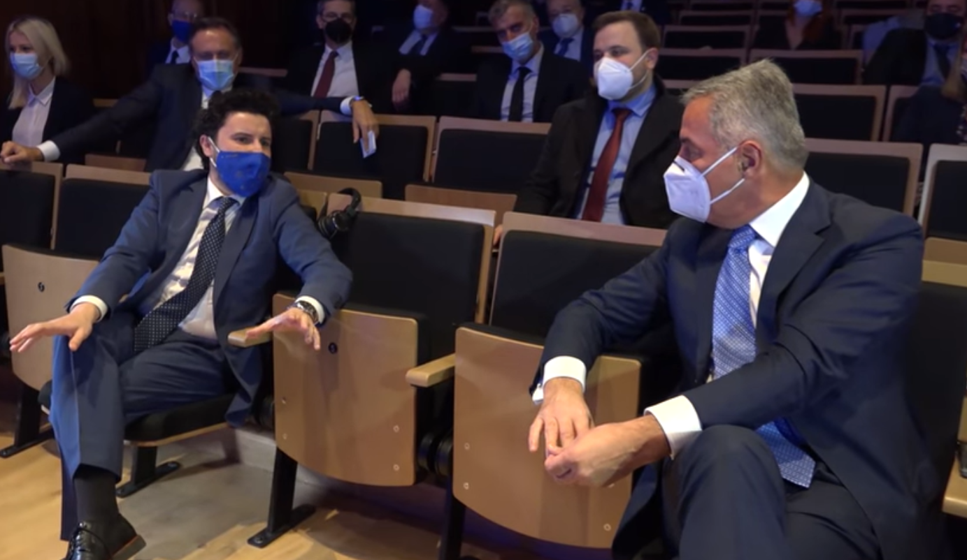 VIDEO: O čemu su razgovarali Đukanović i Abazović?