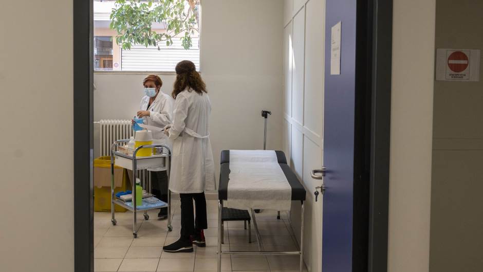 U Grčku stigle prve vakcine protiv koronavirusa