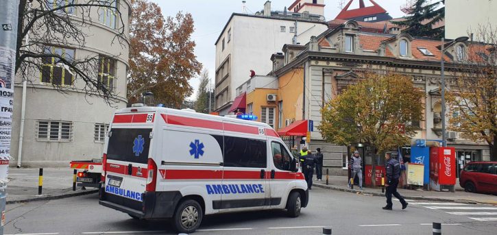 Eksplozija ispred RTS: Jedna osoba poginula, dvije povrijeđene