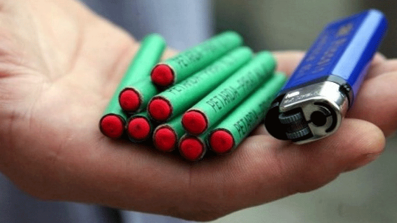 Bar: Zaplijenjeno 2.890 komada petardi i 27 vatrometa