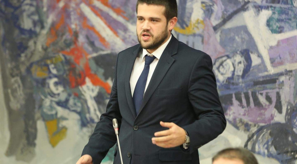 Nikolić: Odbacujemo monstruozne podvale Vijesti