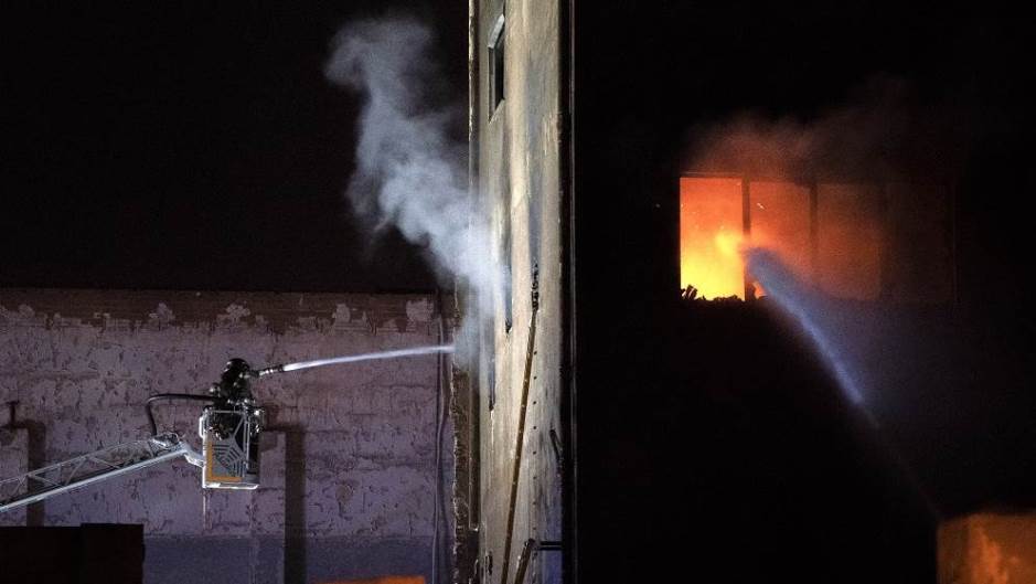 Požar u zgradi u kojoj žive beskućnici u Španiji, ima poginulih i povrijeđenih