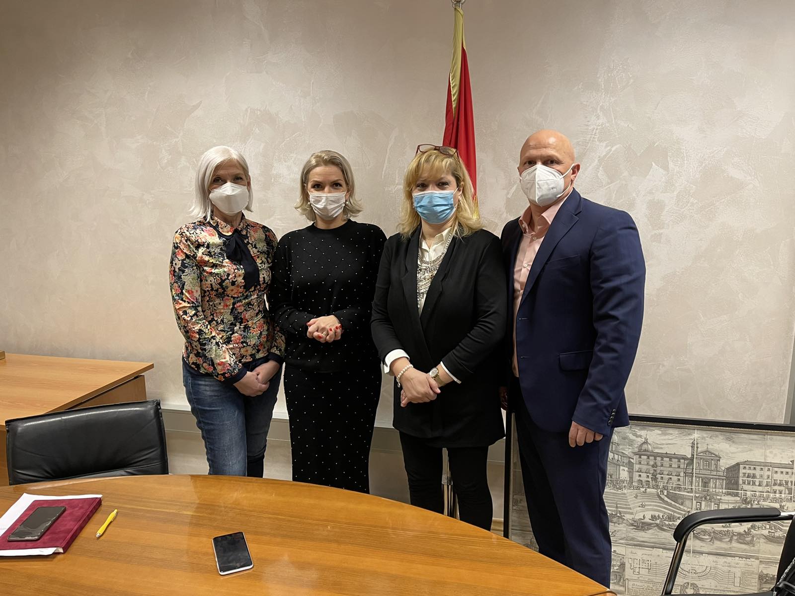 Povećanje plata zdravstvenih radnika zavisi od budžeta