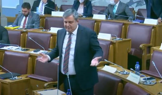 Radunović Konataru: Odgovor tražim od Abazovića, s razlogom