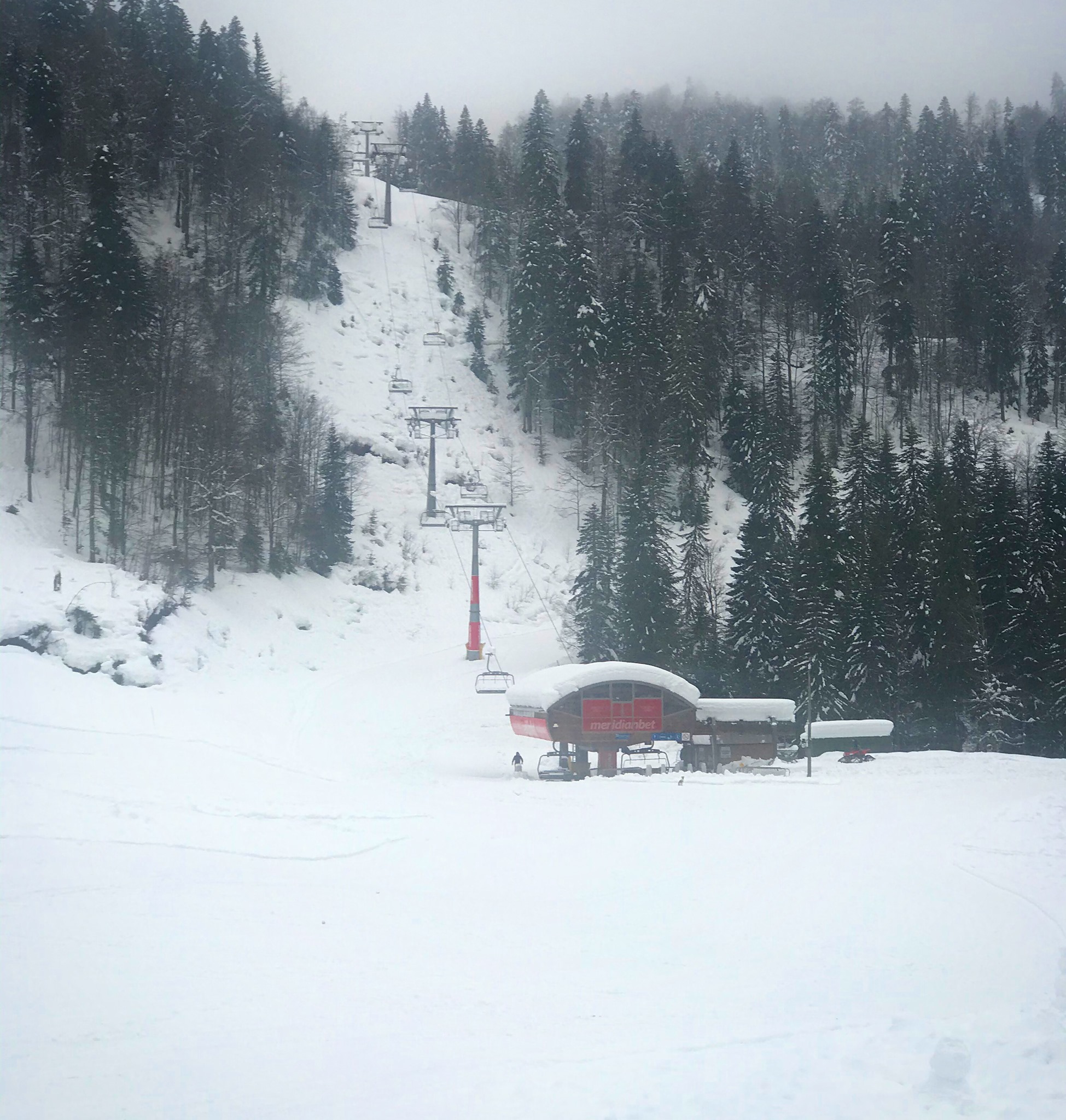 Kolašin 1450 otvoren za posjetioce, riješen problem sa strujom