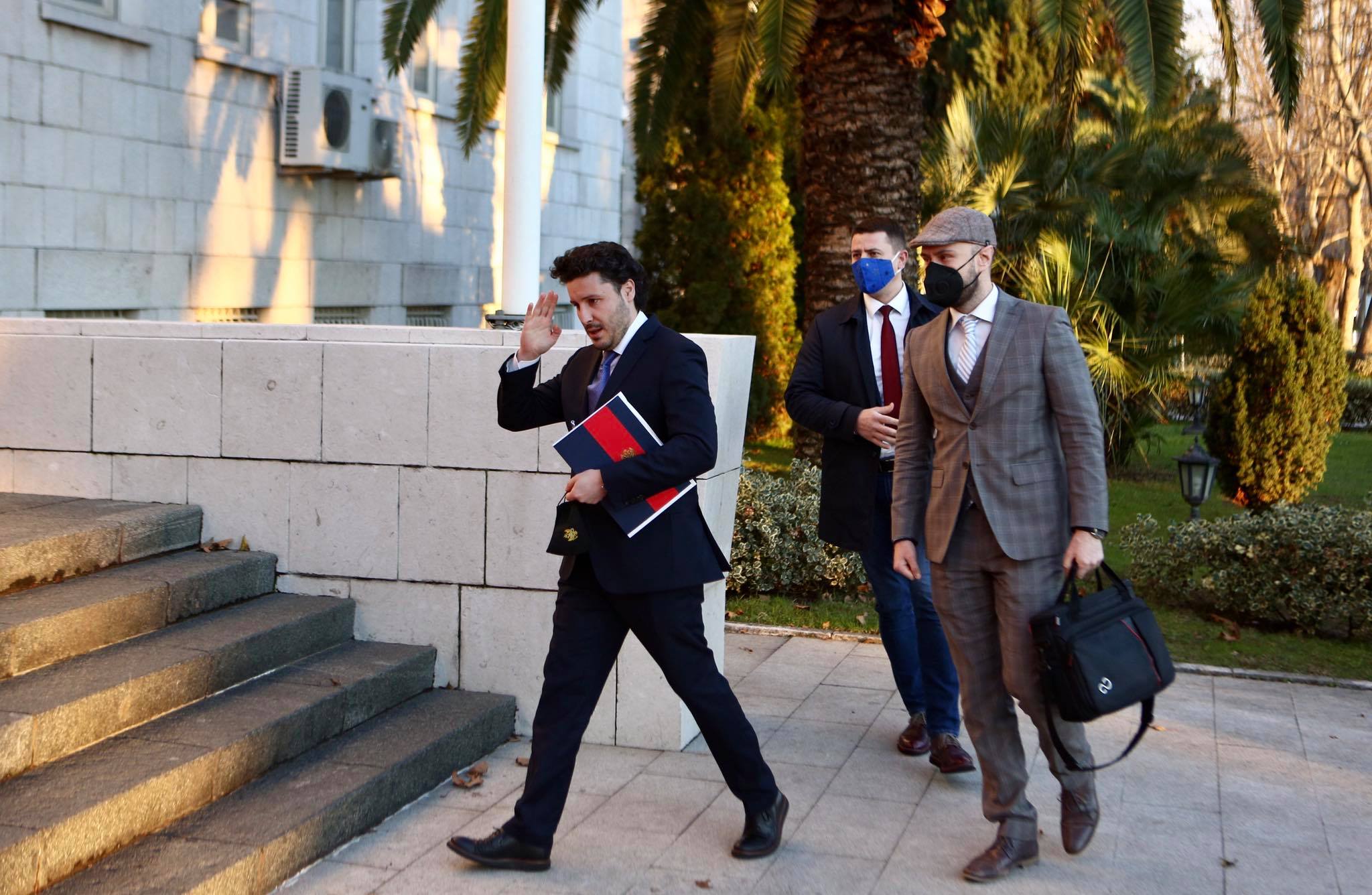 Počinje sastanak Đukanovića sa Radulovićem i Abazovićem (FOTO)