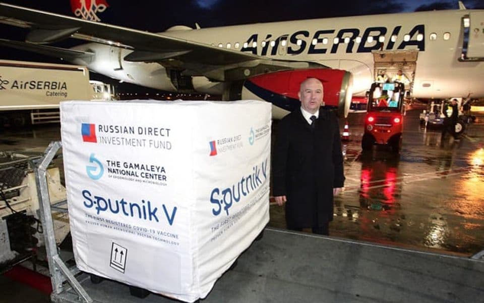U Srbiju stigao novih 40.000 doza ruske vakcine
