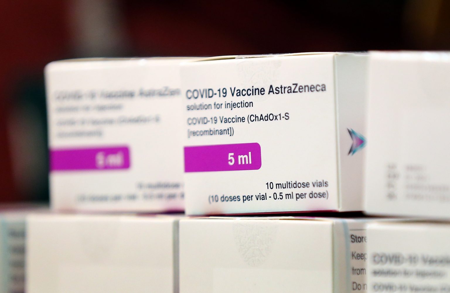 Britanija počinje vakcinisanje vakcinom AstraZeneke i Univerziteta Oksford