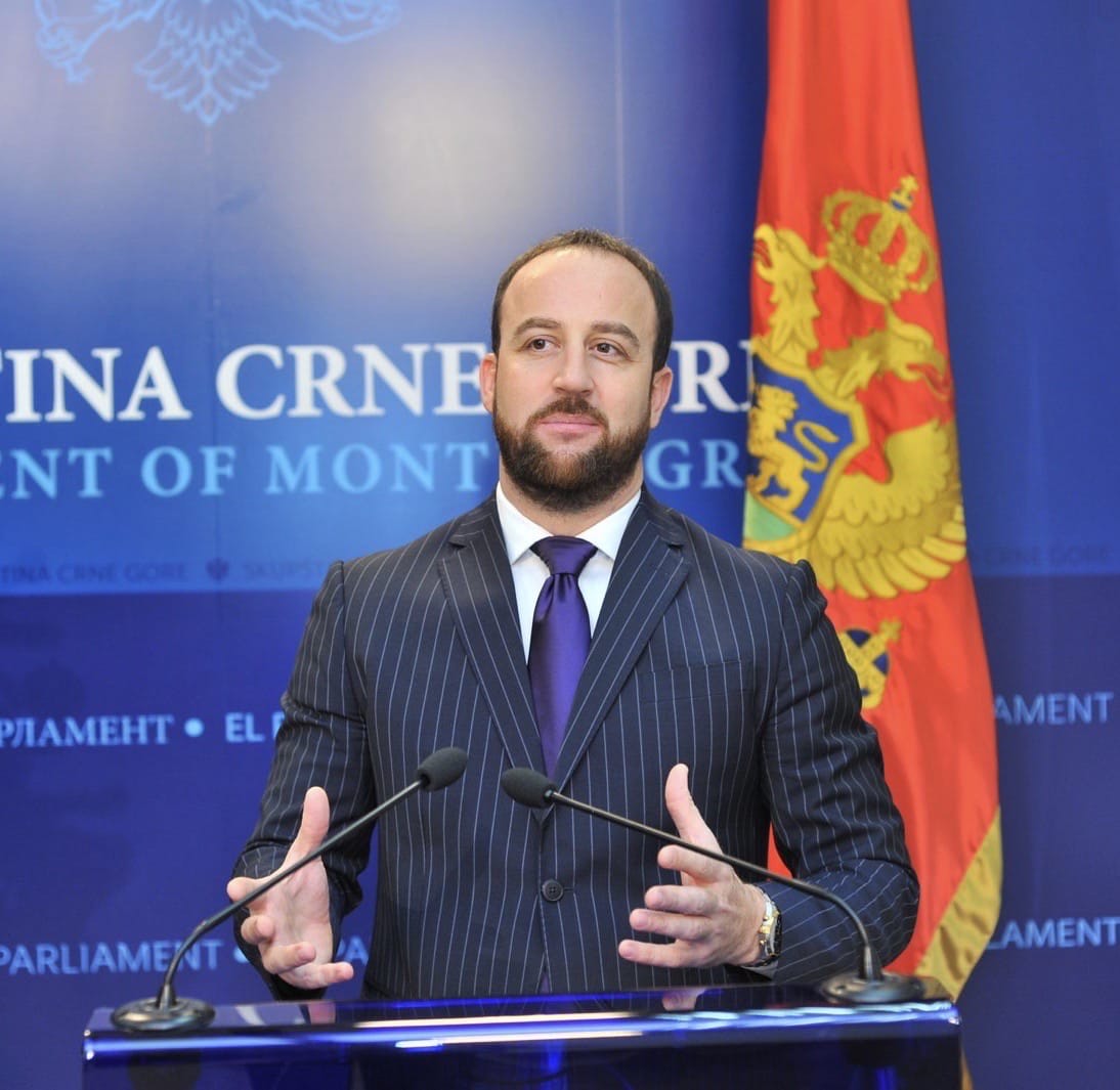 Nikolić: Krivokapić čestitao Republici Srpskoj jer njega i Abazovića na vlasti drži četnički vojvoda Mandić