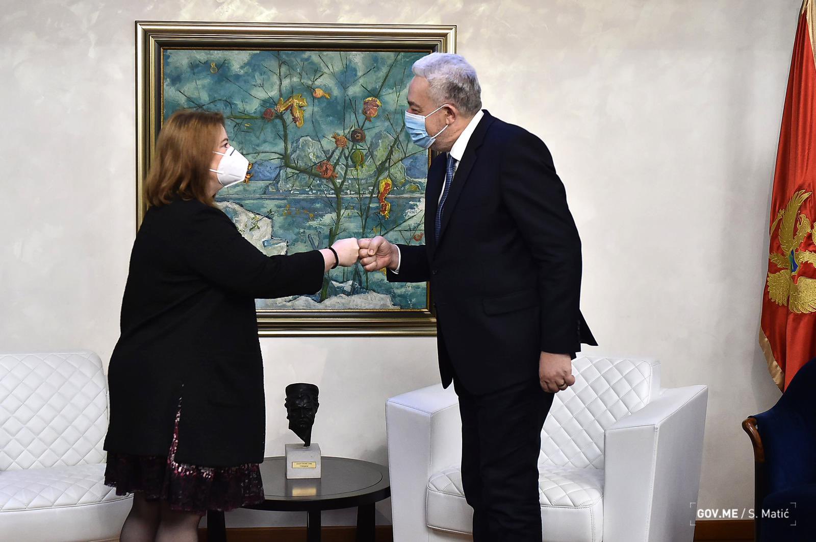 Krivokapić: Prenio sam američkoj ambasadorki stav Vlade oko zapošljavanja u javnoj upravi