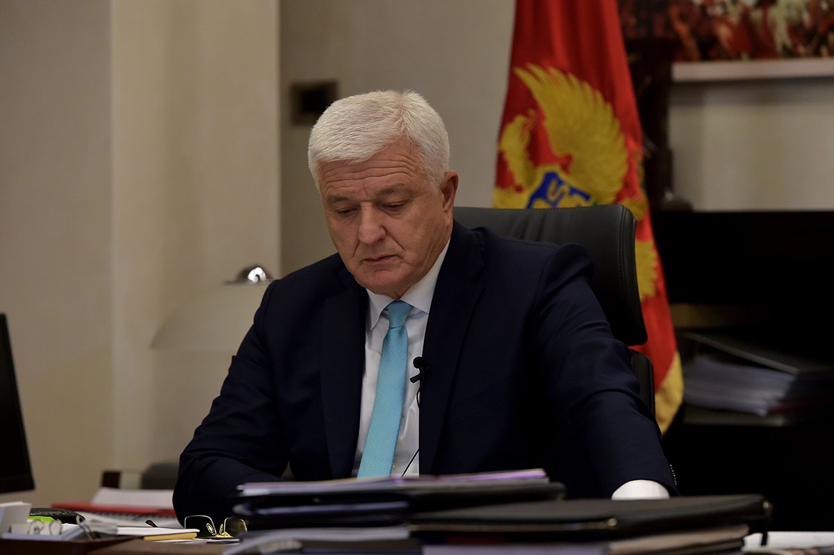 Marković: Sječenje papira nije u nadležnosti premijera, nije valjda da opet moramo da pričamo o nadležnostima