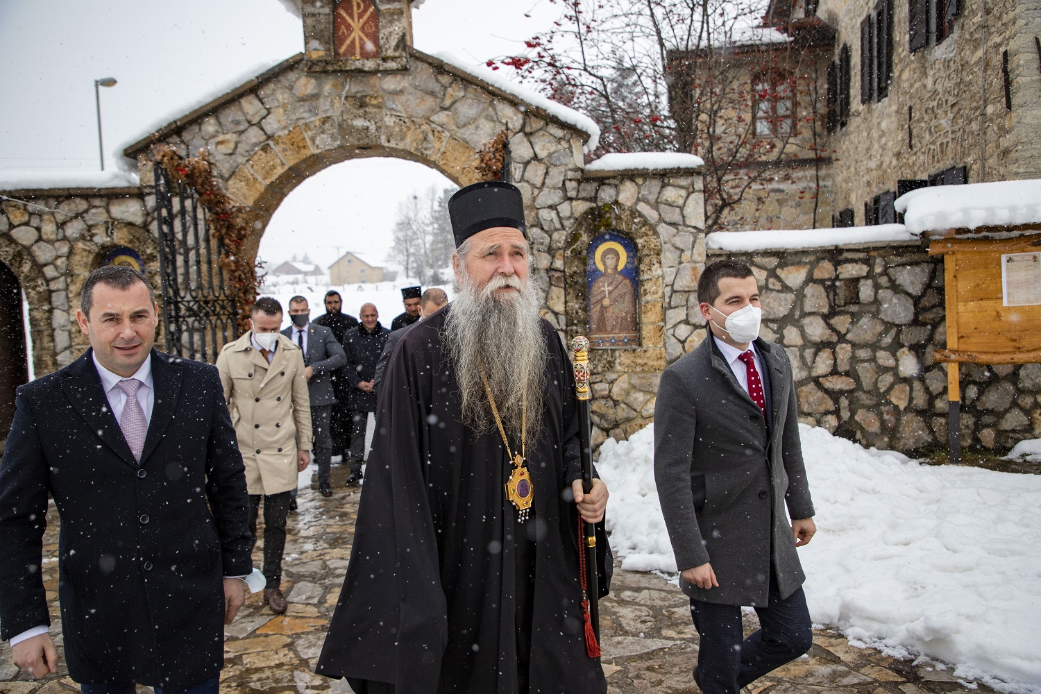 Bečić u posjeti, Joanikije: Važan kontinuirani dijalog predstavnika crkava sa nosiocima najviših državnih funkcija