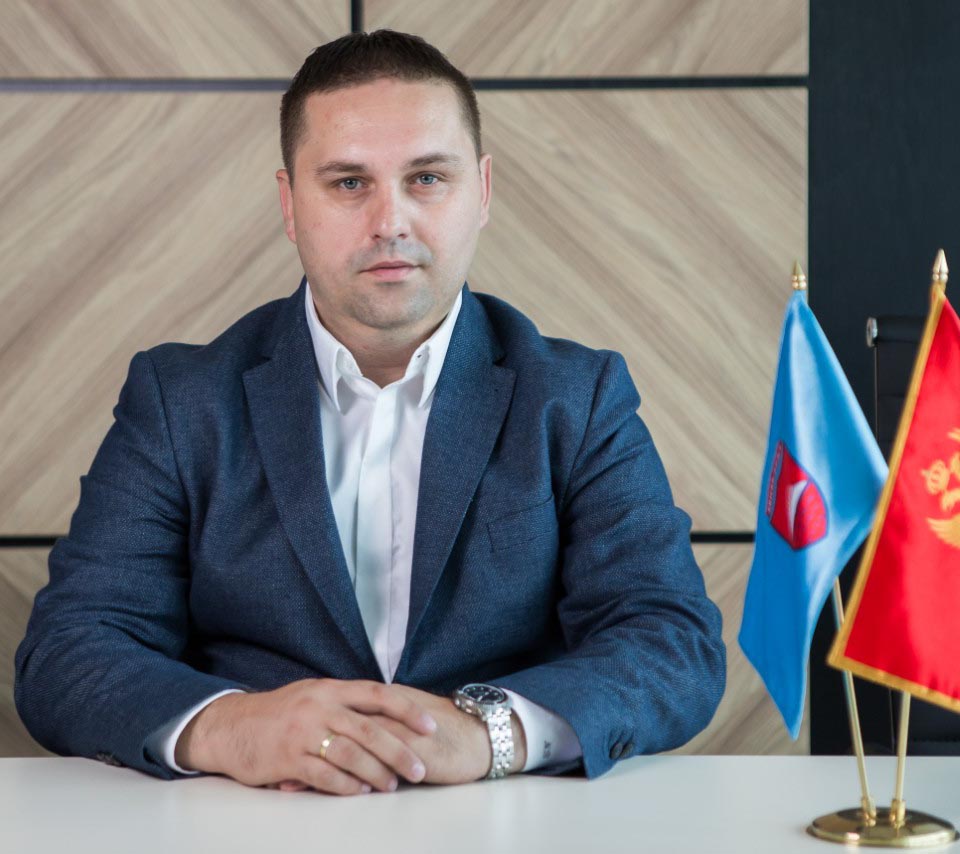 Bećirović: Krivokapić čestitkom neustavnog dana Republike Srpske potvrdio pripadnost “srpskom svetu”