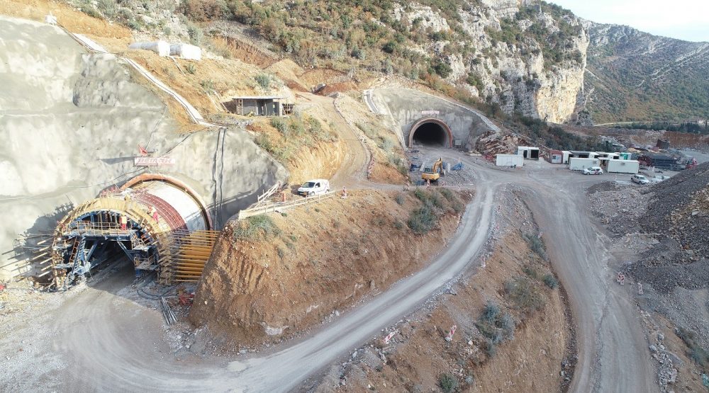 Pad dolara “oborio” kredit za auto-put za 100 miliona
