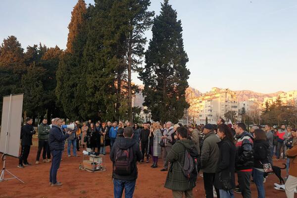 Ministarka Bratić prisustvovala nedozvoljenom skupu u Baru, otvoren izviđaj i u toku je identifikacija organizatora