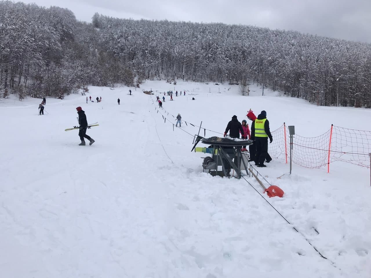 Snijega dovoljno, zbog pandemije Nikšićani najčešći gosti