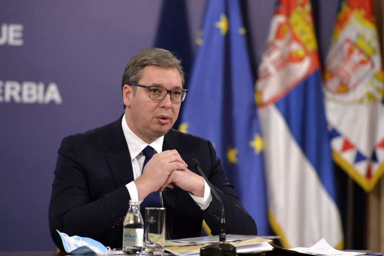 Vučić: Stiglo još 10.000 vakcina, svijet je kao Titanik, bogati žele čamce za sebe