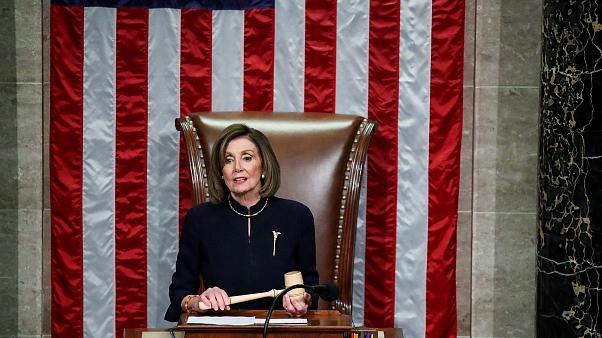 FBI istražuje da li su demonstranti pokušali da prodaju Rusima laptop Nensi Pelosi