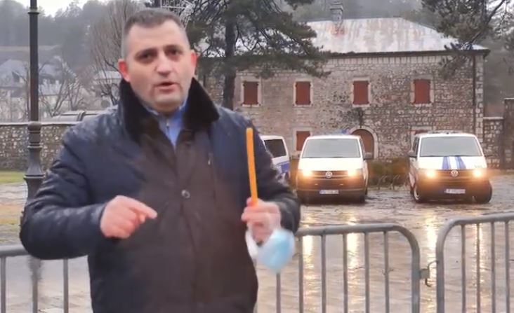 Damjanović: Da li je ograda oko Cetinjskog manastira simbol slobode za Crnogorce?