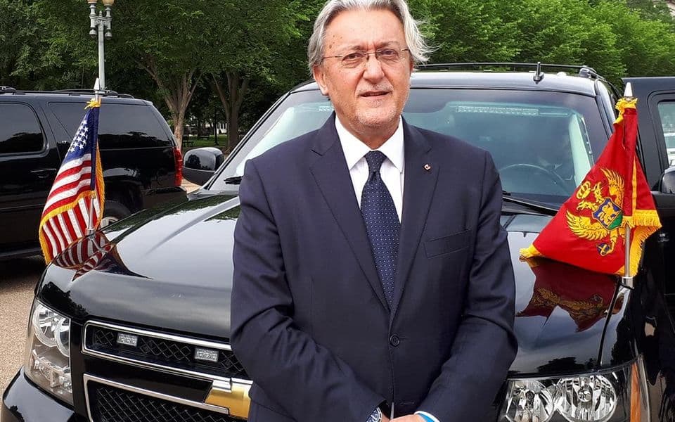 Vlada opoziva ambasadora Nebojšu Kaluđerovića