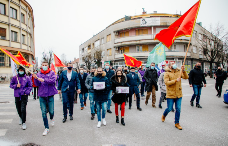 Crno na bijelo Nikšić: DPS sa lopovlukom i kopiranjem započinje kampanju, baš kako im i dolikuje