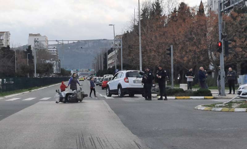 Sudar džipa i motocikla u Baru, nema povrijeđenih