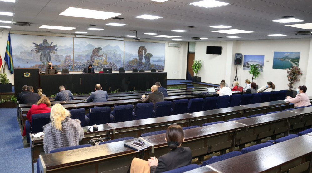 Bar: Traže otvaranje lokala, fali ljekova za liječenje COVID pacijenata