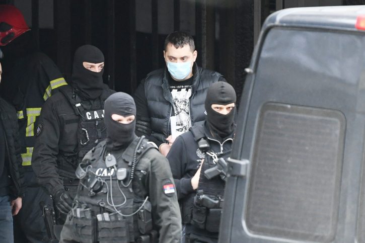 (FOTO) Policija dovela Velju Nevolju na stadion Partizana