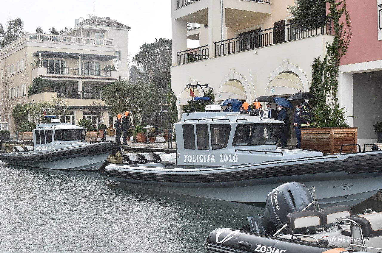 Turistička inspekcija kaznila nelegalno prevoženje putnika čamcima na moru