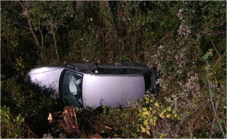 Tivat: Zapalio se automobil, bez teže povrijeđenih