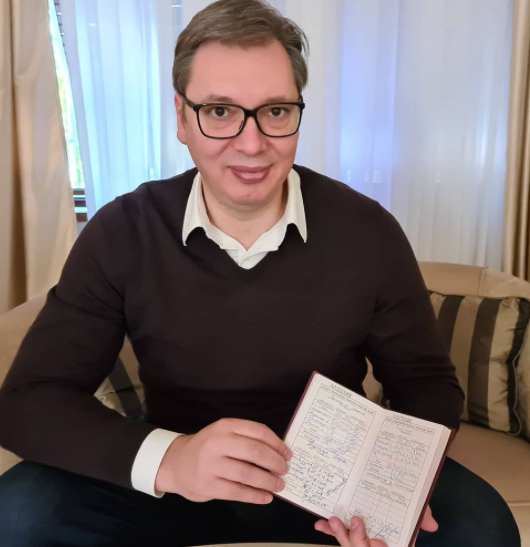 Vučić položio četiri ispita: Tri desetke i jedna devetka