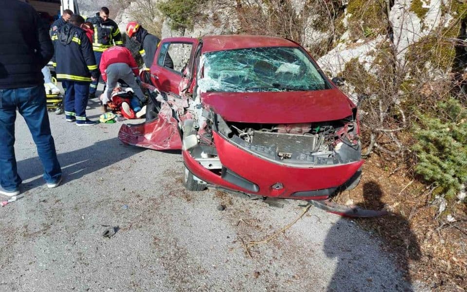 Udes na Njegušima, povrijeđene tri osobe