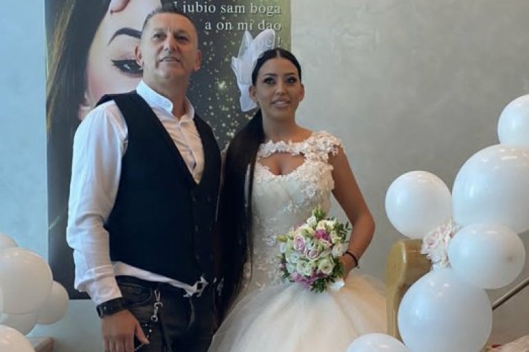 Šako PONOSAN na ćerke koje su izrasle u prave LJEPOTICE! (FOTO)